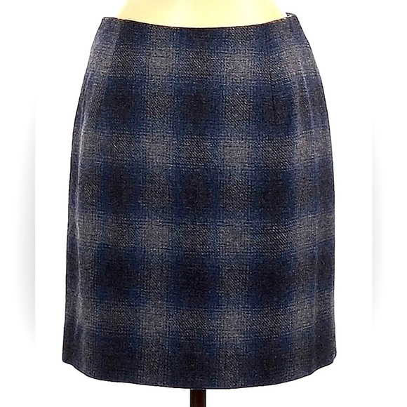 LAUREN BY RALPH LAUREN 100% LAMBSWOOL SKIRT, Size 8 - Picture 1 of 3